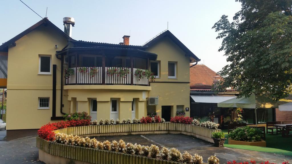 Guest House Grgin Dol Pozega Exterior foto