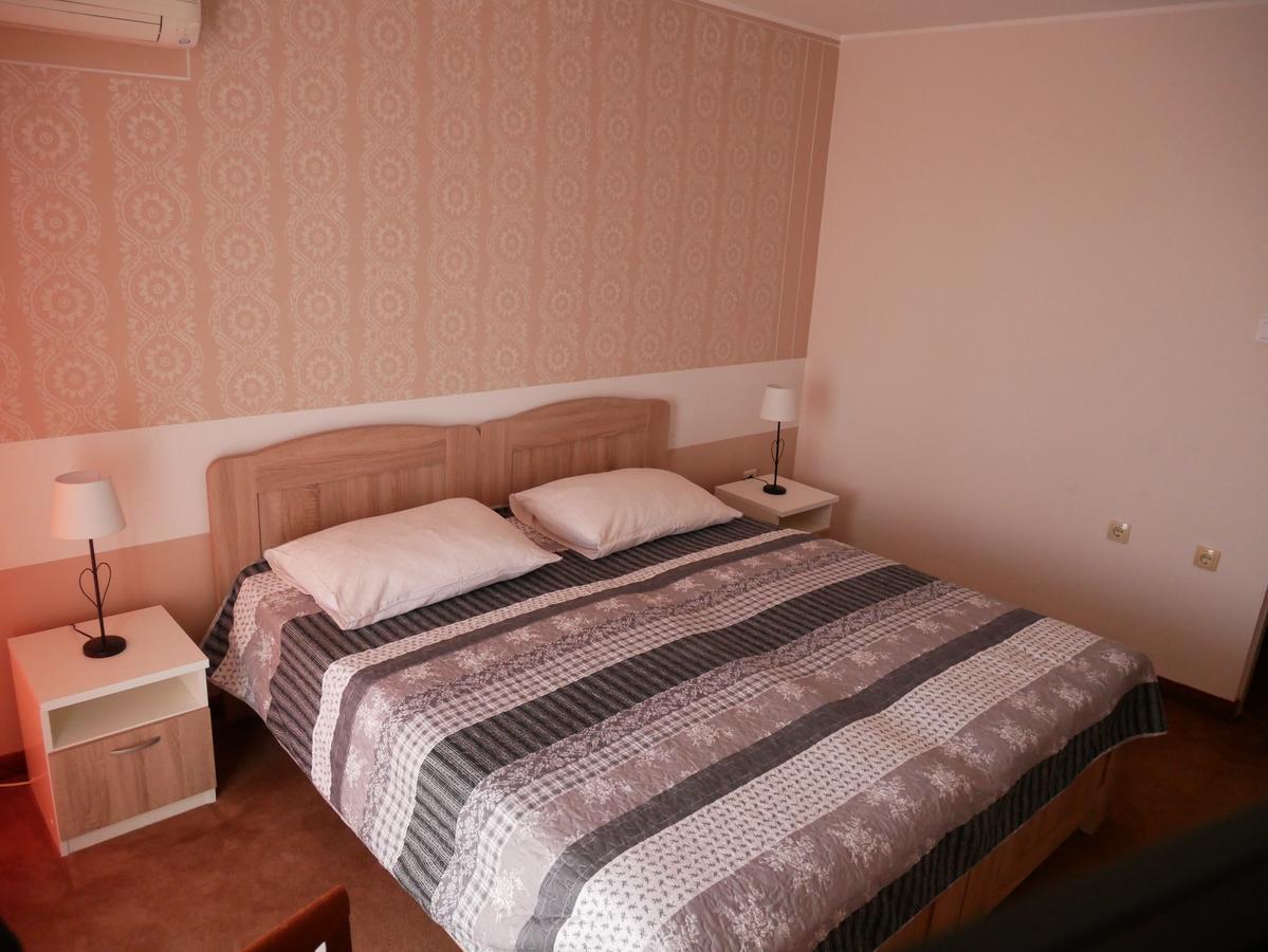 Guest House Grgin Dol Pozega Exterior foto