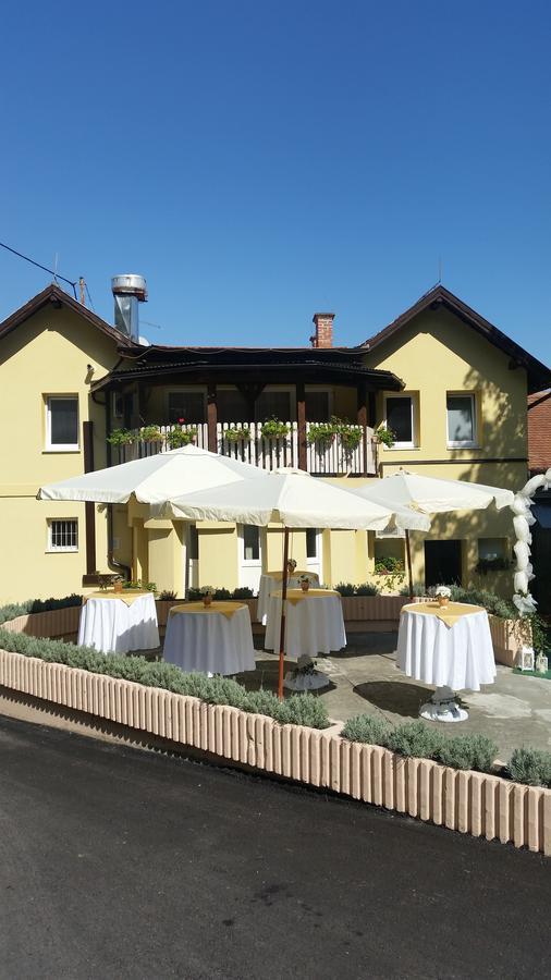 Guest House Grgin Dol Pozega Exterior foto